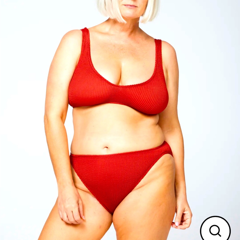 YouSwim Eva suit NWOT